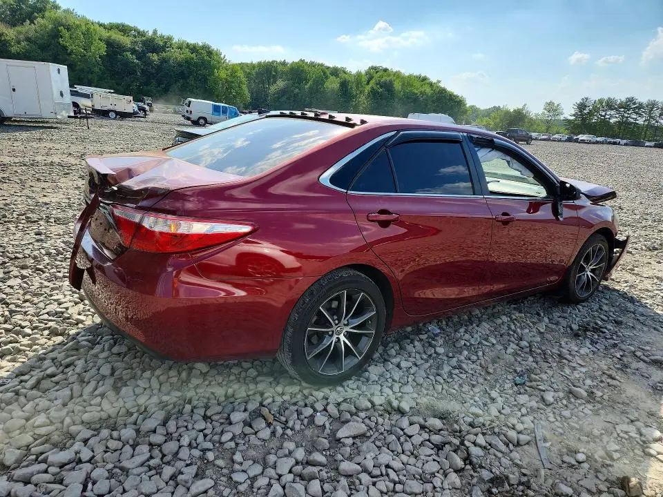 2015 TOYOTA CAMRY XSE  