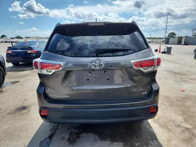 2016 TOYOTA HIGHLANDER LE  