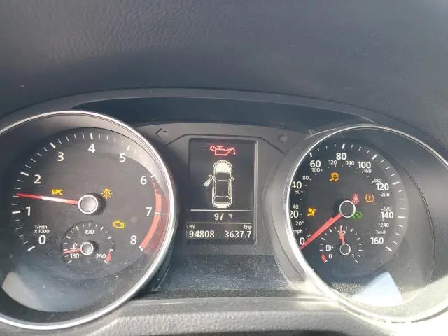 2018 VOLKSWAGEN PASSAT SE  