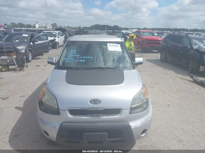 2010 KIA SOUL +