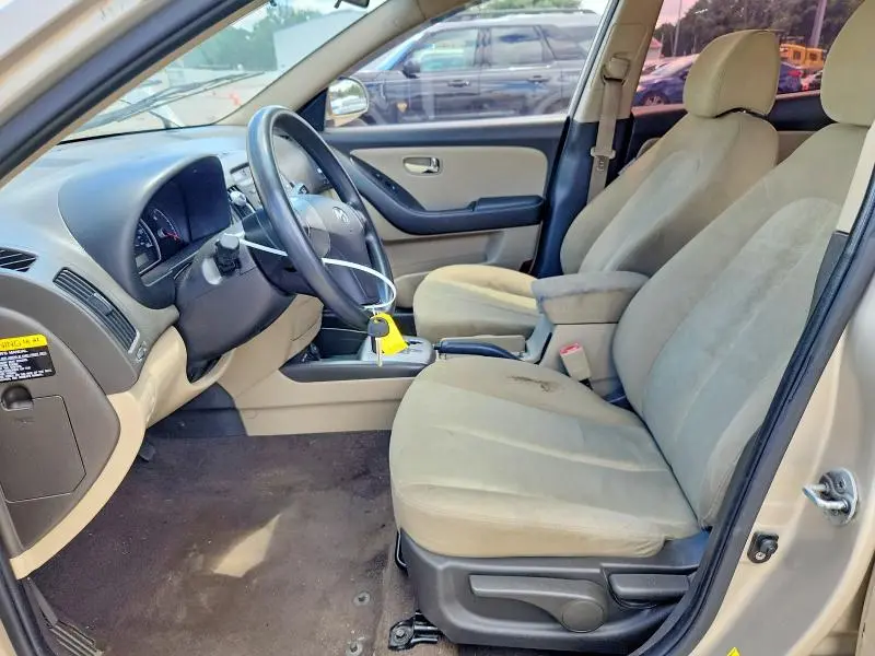 2010 HYUNDAI ELANTRA   