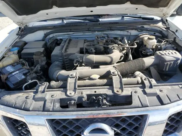 2010 NISSAN FRONTIER KING CAB SE  