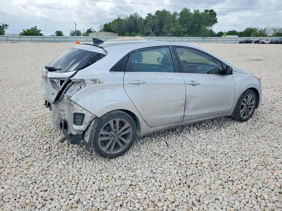 2016 HYUNDAI ELANTRA GT BASE  