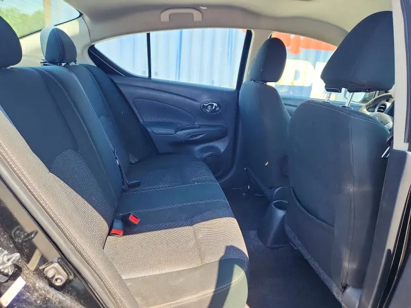 2019 NISSAN VERSA SV  