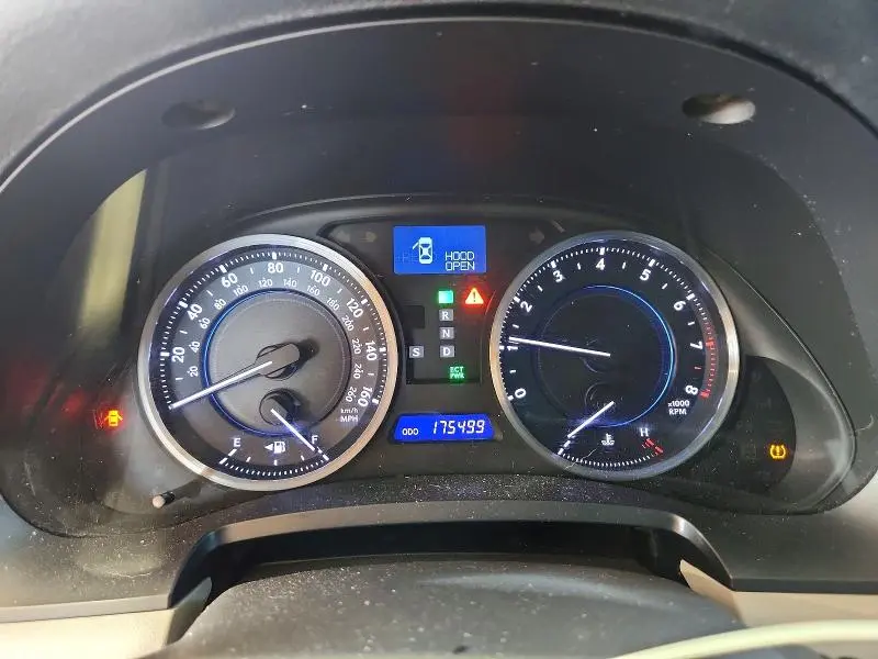 2011 LEXUS IS 350  