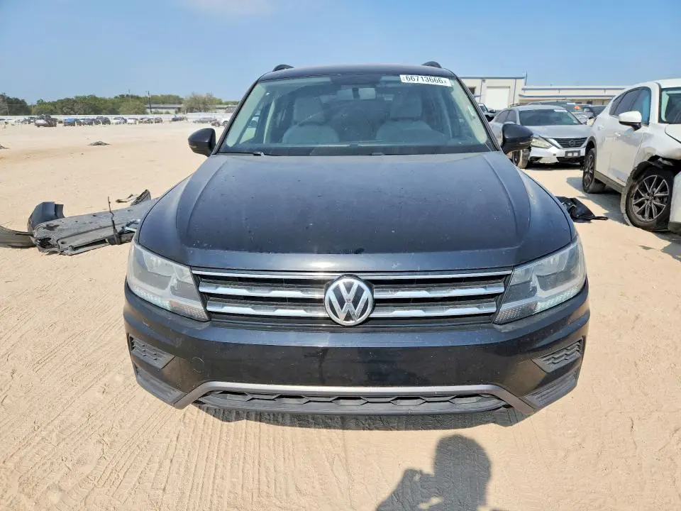 2018 VOLKSWAGEN TIGUAN S  