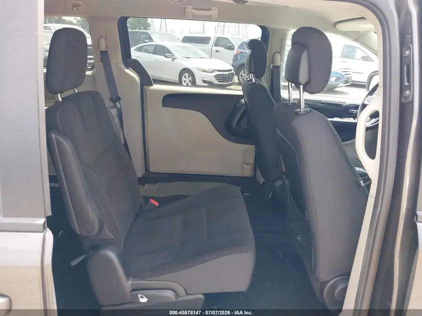 2017 DODGE GRAND CARAVAN SE
