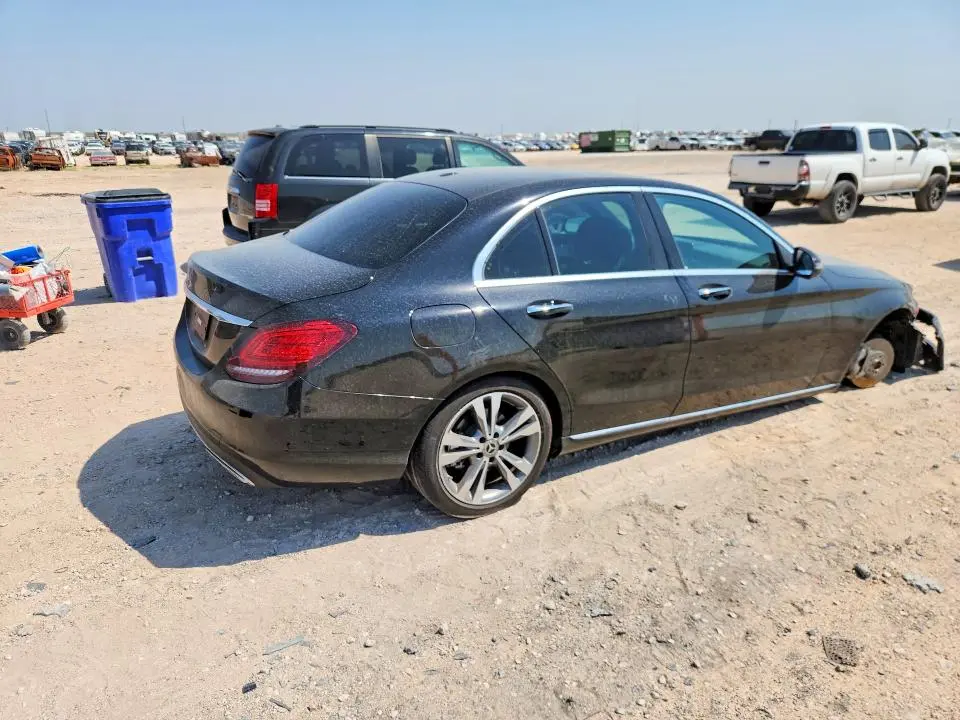 2021 MERCEDES-BENZ C 300  