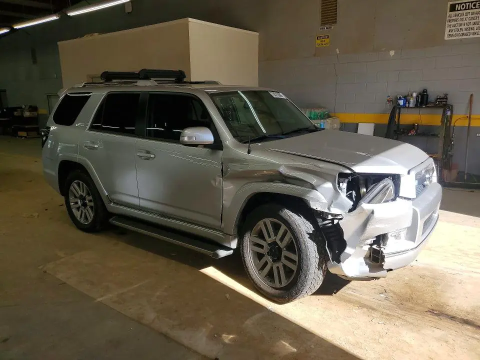 2011 TOYOTA 4RUNNER LIMITED  