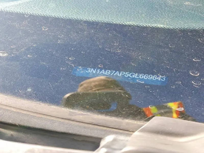 2016 NISSAN SENTRA S  