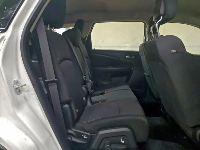 2015 DODGE JOURNEY SE  