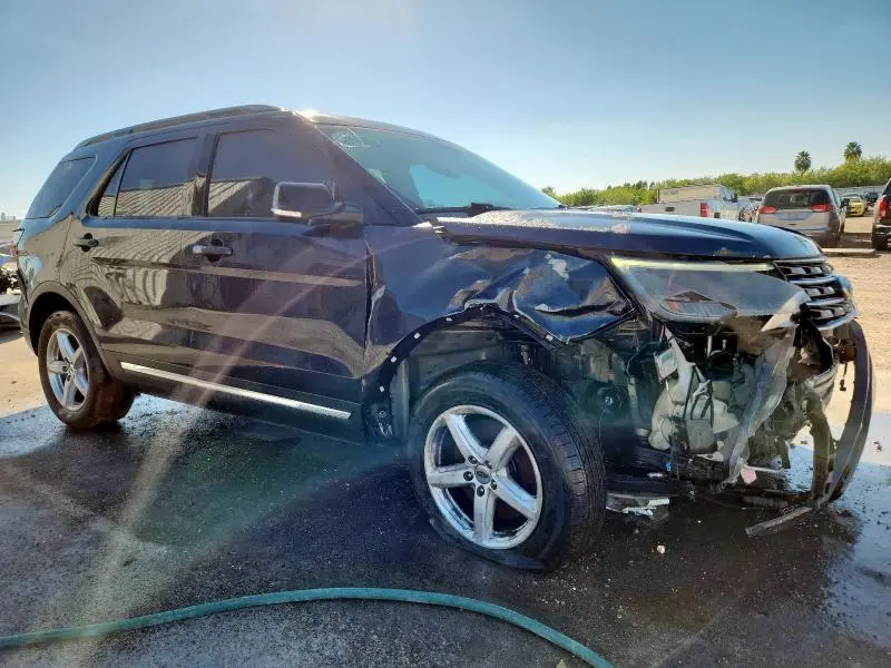 2017 FORD EXPLORER XLT  