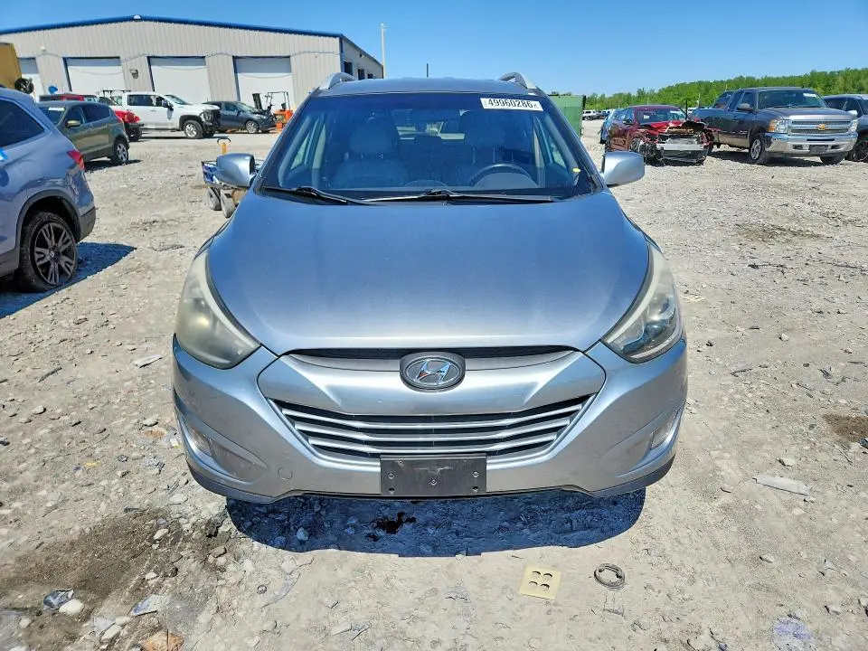2015 HYUNDAI TUCSON SE  