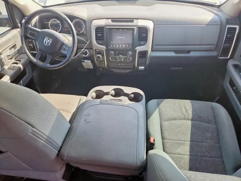 2015 RAM 1500 SLT