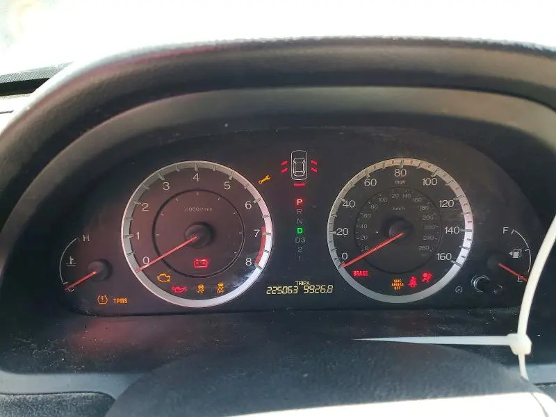 2011 HONDA ACCORD LXP  