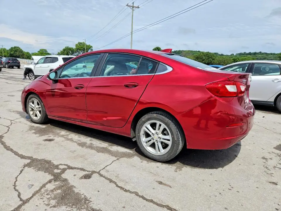 2017 CHEVROLET CRUZE LT  