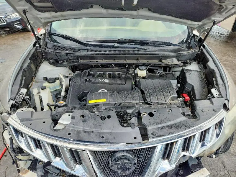 2010 NISSAN MURANO S  