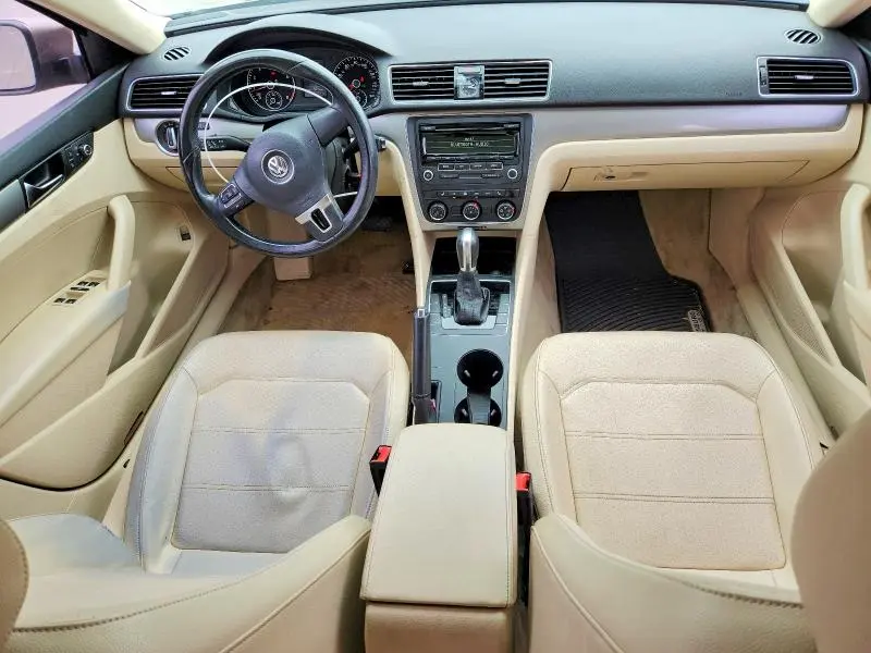 2015 VOLKSWAGEN PASSAT S  