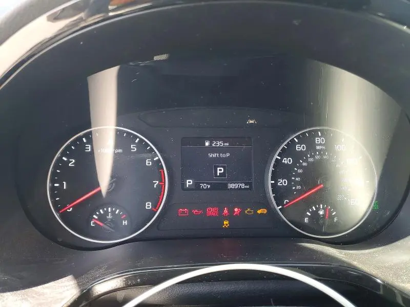 2023 KIA SELTOS EX  