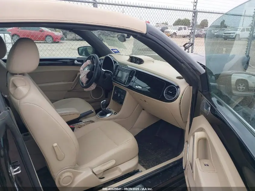 2015 VOLKSWAGEN BEETLE 2.0L TDI