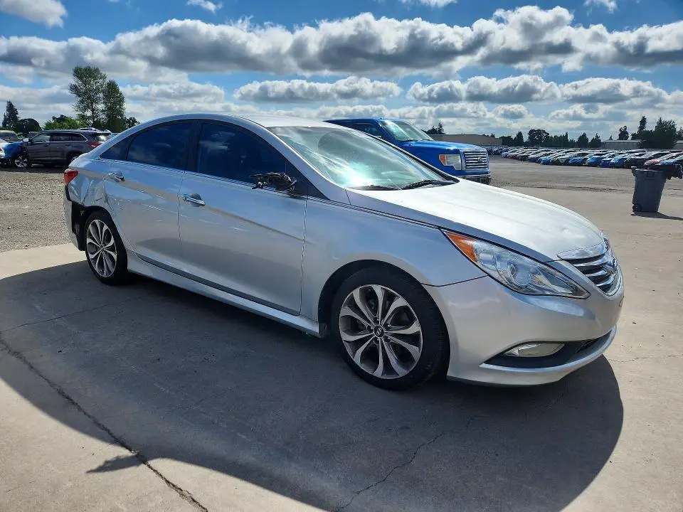 2014 HYUNDAI SONATA SE  