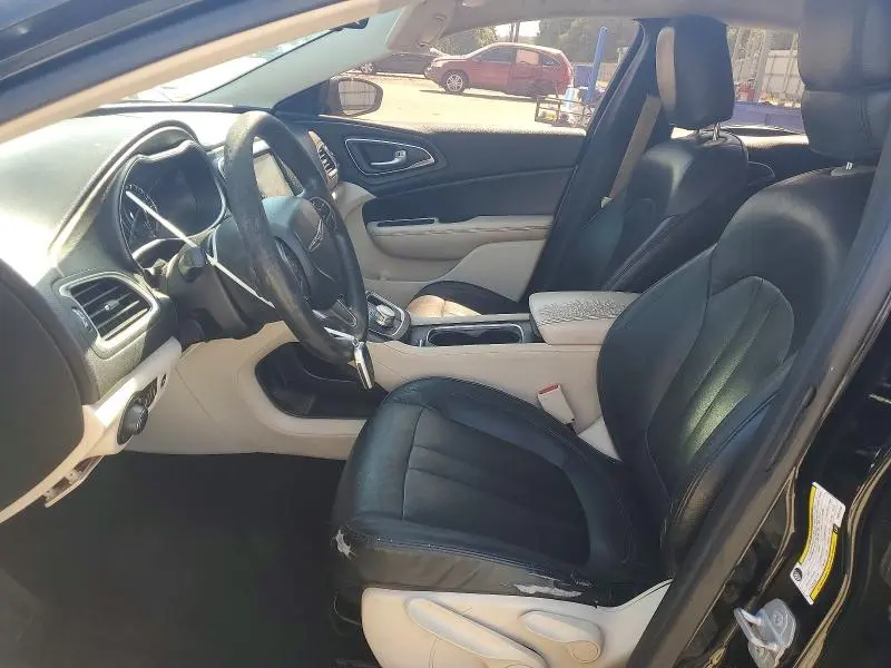 2015 CHRYSLER 200 LIMITED  
