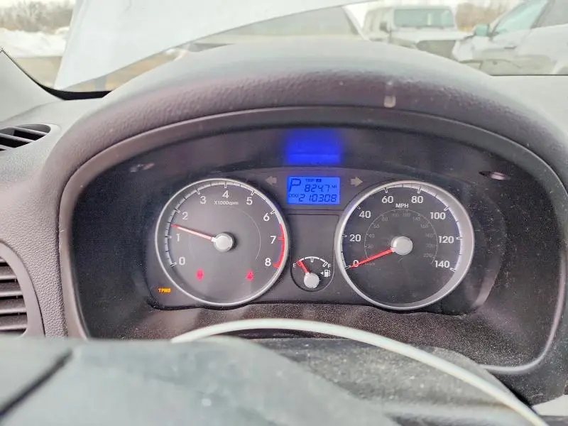 2011 HYUNDAI ACCENT GLS  