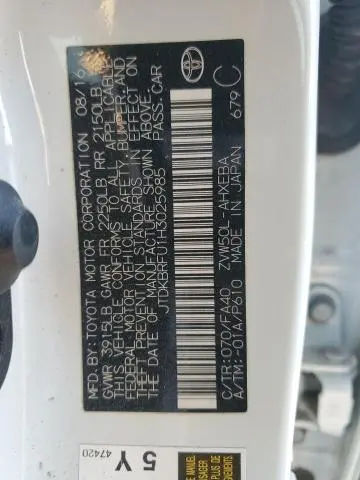 2017 TOYOTA PRIUS   
