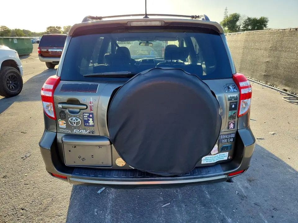2010 TOYOTA RAV4 BASE  