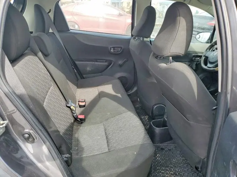 2014 TOYOTA YARIS 5-DOOR L  