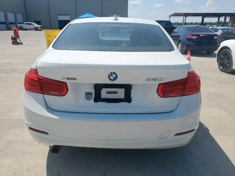 2016 BMW 320 XI  