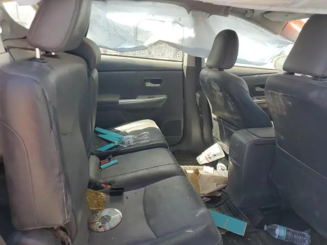 2012 TOYOTA PRIUS V   
