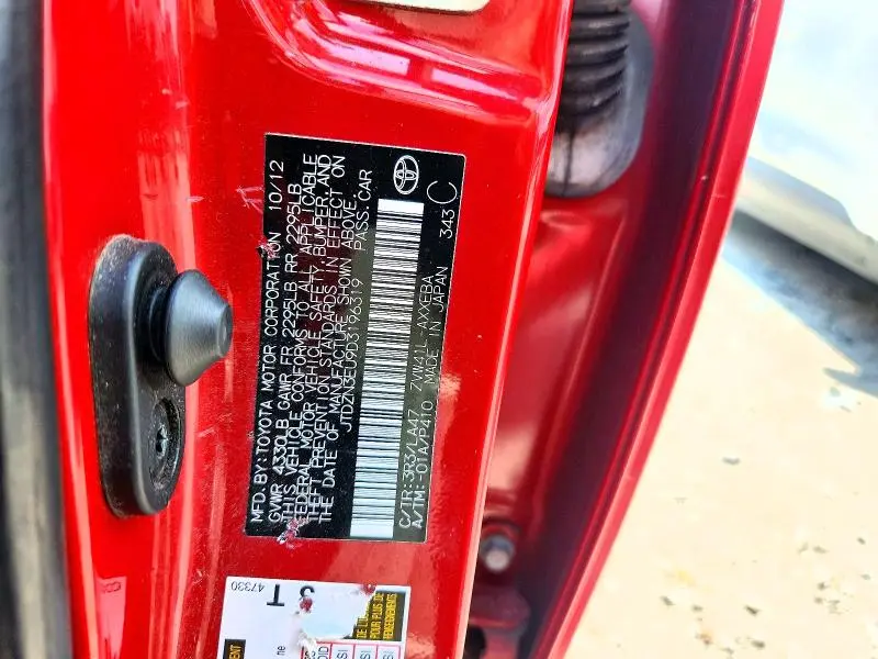 2013 TOYOTA PRIUS V FIVE  