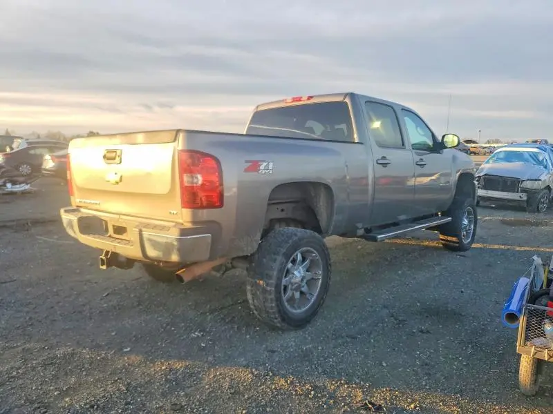 2013 CHEVROLET SILVERADO K2500 HEAVY DUTY LTZ  