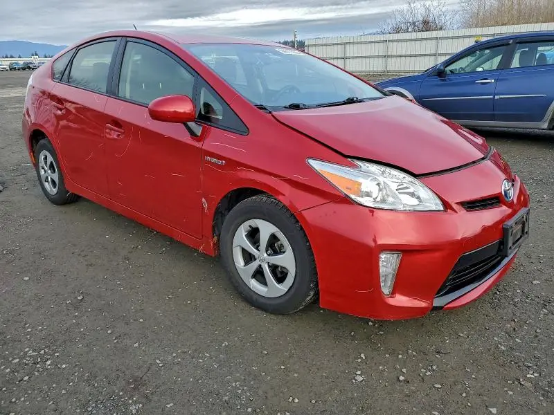 2015 TOYOTA PRIUS   