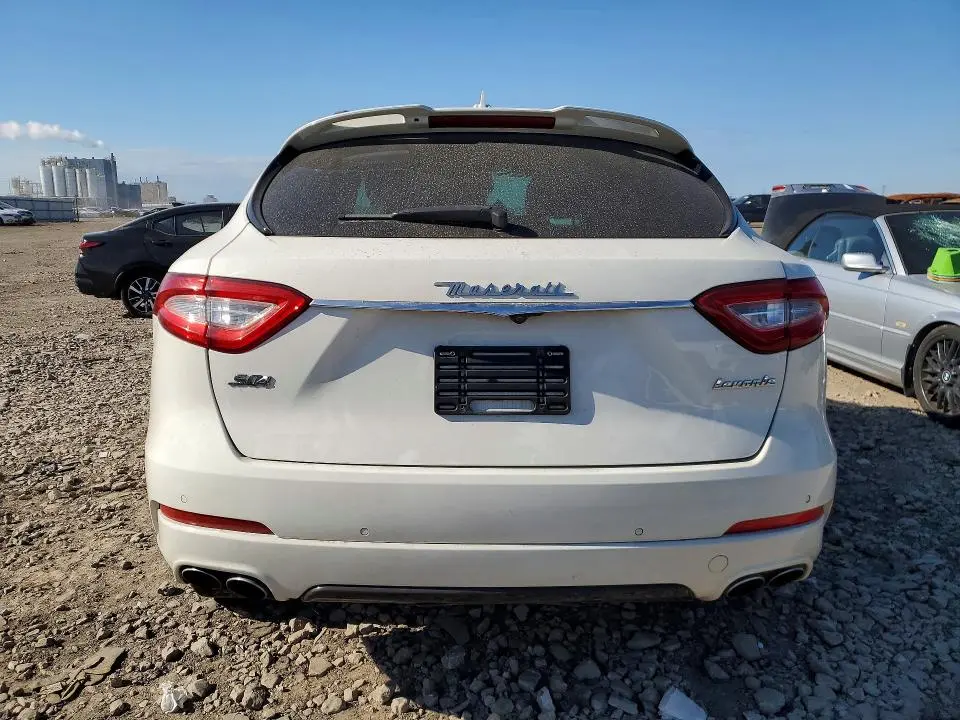 2018 MASERATI LEVANTE S SPORT  