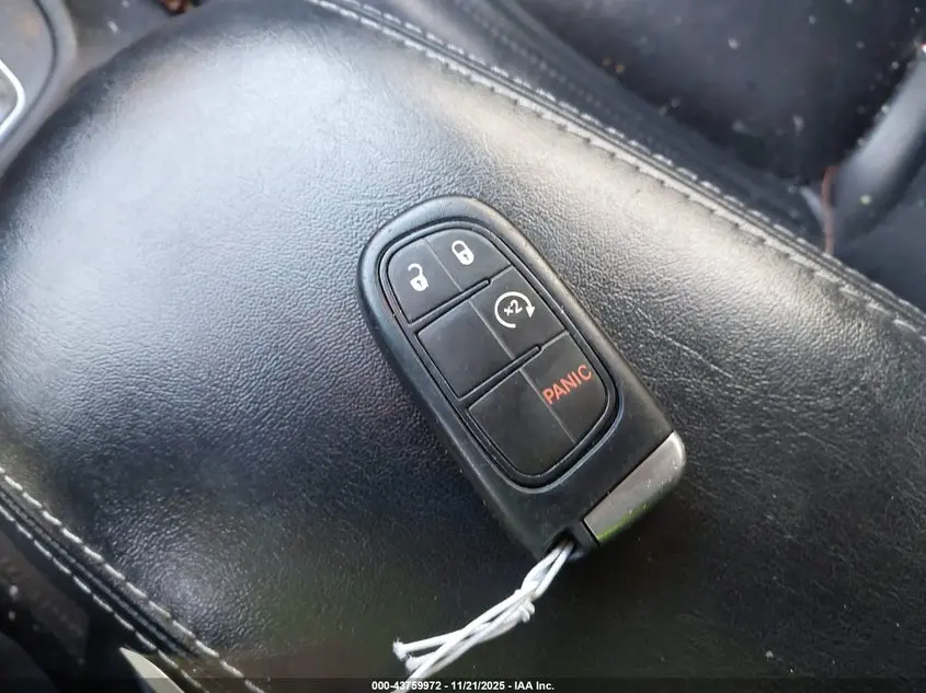 2019 JEEP CHEROKEE LIMITED 4X4