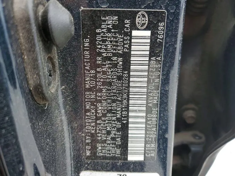 2019 TOYOTA CAMRY SE  