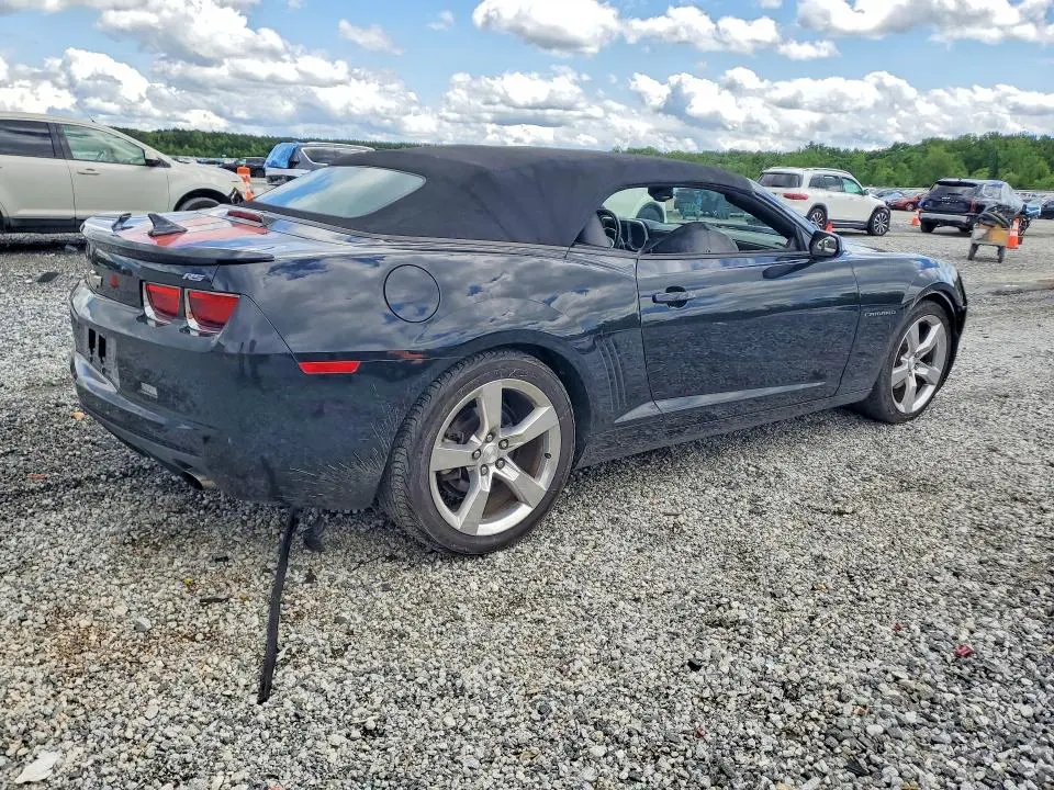 2011 CHEVROLET CAMARO LT  