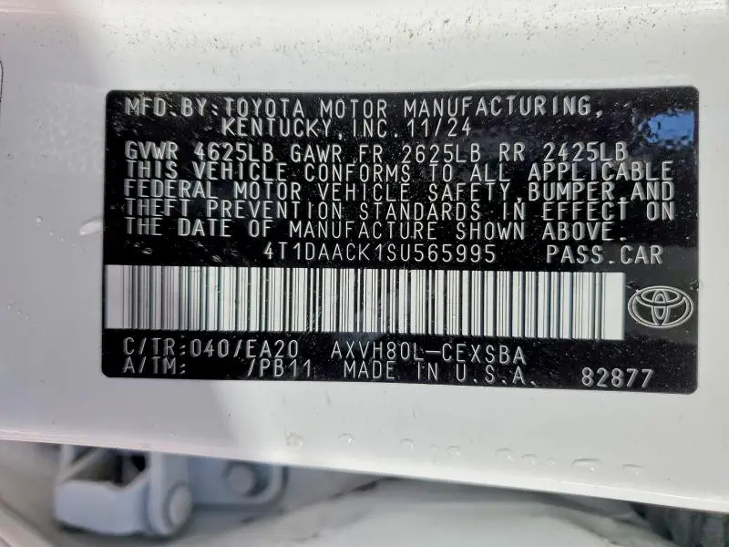 2025 TOYOTA CAMRY SE  