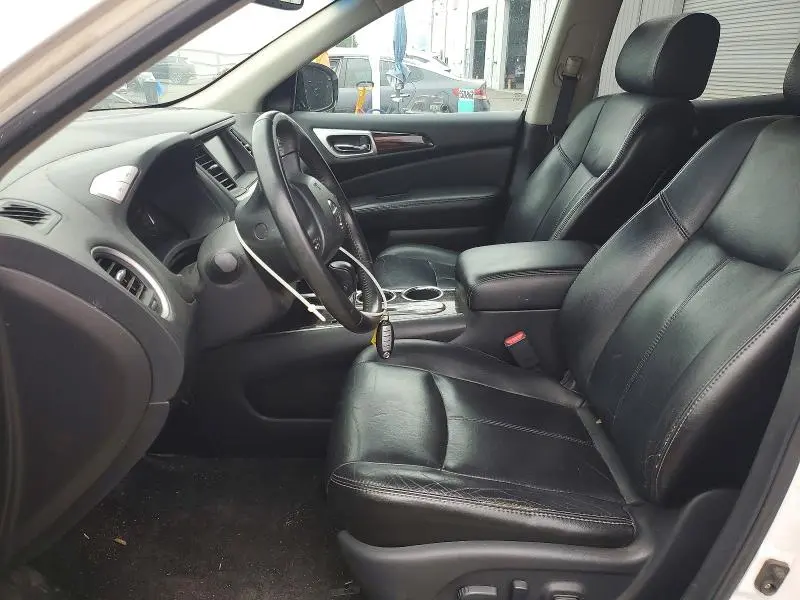 2013 NISSAN PATHFINDER S  