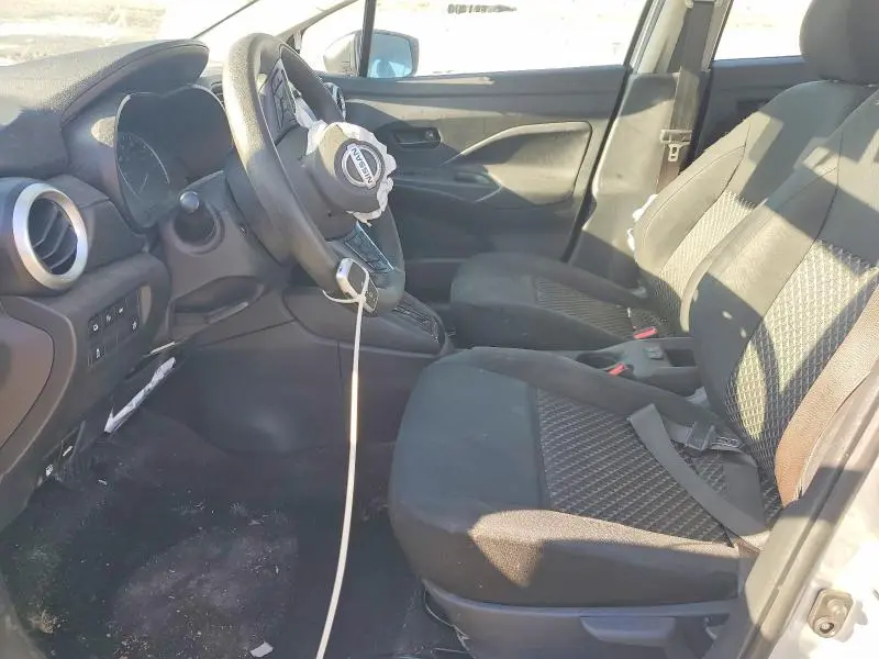 2021 NISSAN VERSA S  