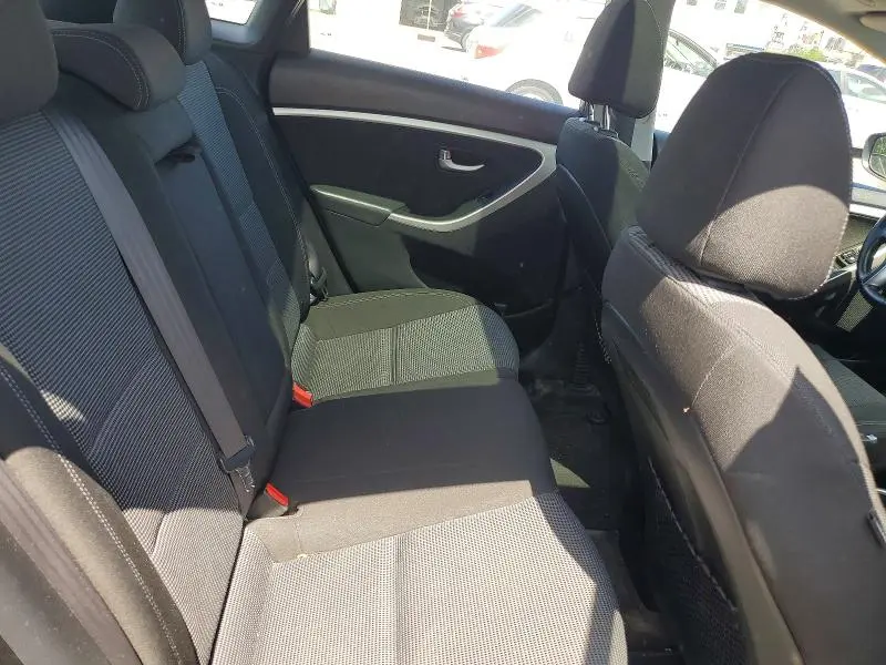 2016 HYUNDAI ELANTRA GT BASE  