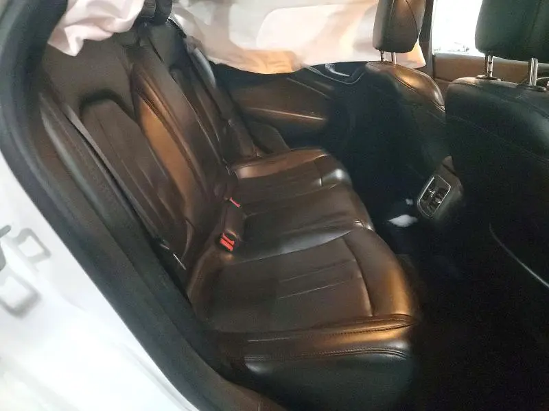 2017 CHRYSLER 200 LIMITED  