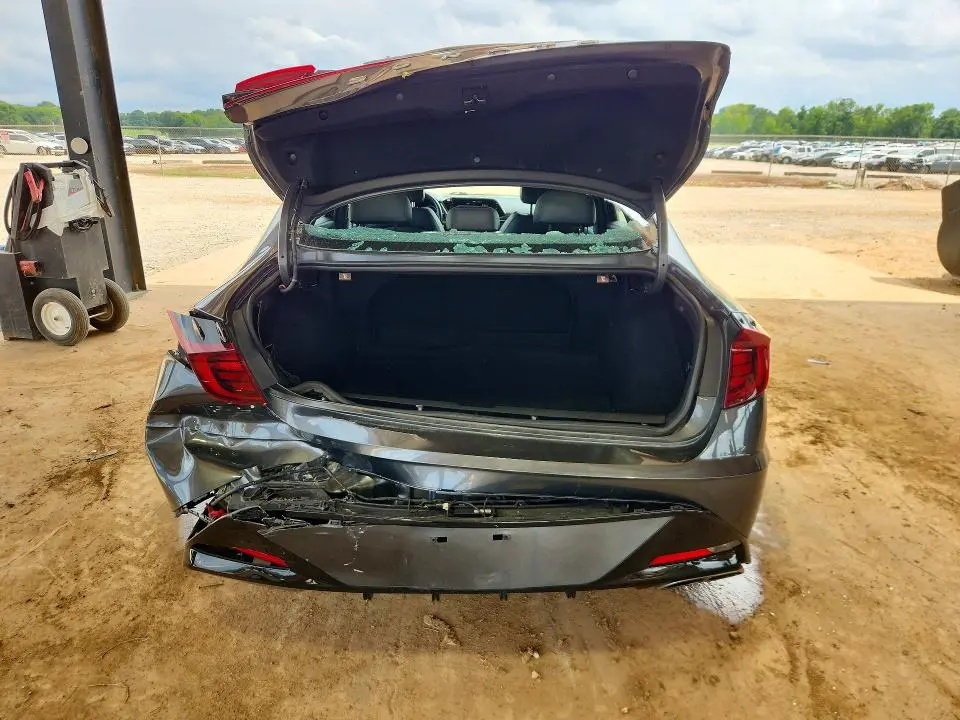 2023 HYUNDAI SONATA SEL PLUS  