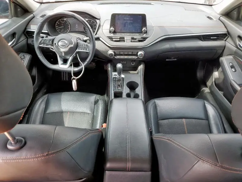 2019 NISSAN ALTIMA SR  