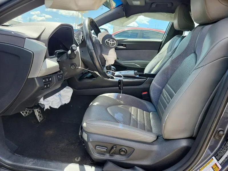 2020 TOYOTA AVALON TOURING  