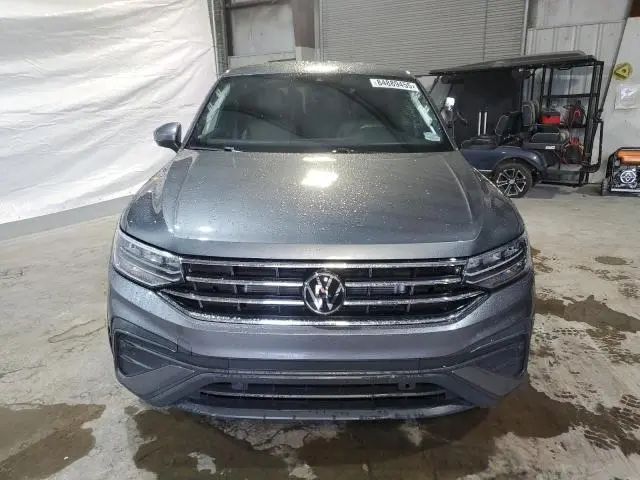 2023 VOLKSWAGEN TIGUAN SE  