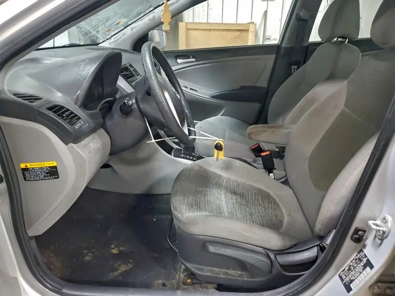 2015 HYUNDAI ACCENT GLS  