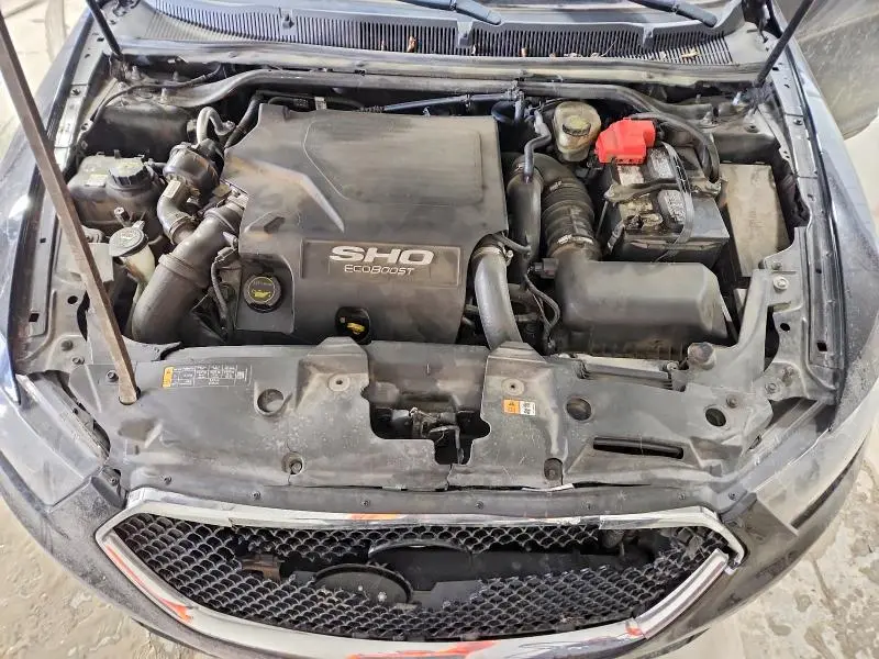 2016 FORD TAURUS SHO  